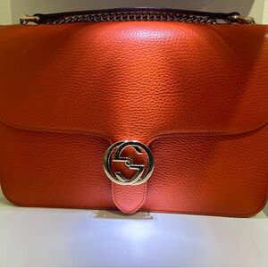 Gucci interlocking G Pebble Leather Handbag